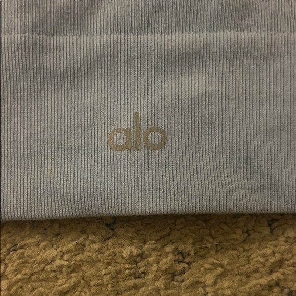 ALO Yoga Light Blue Ribbed Sports Bra - Picture 3 of 3